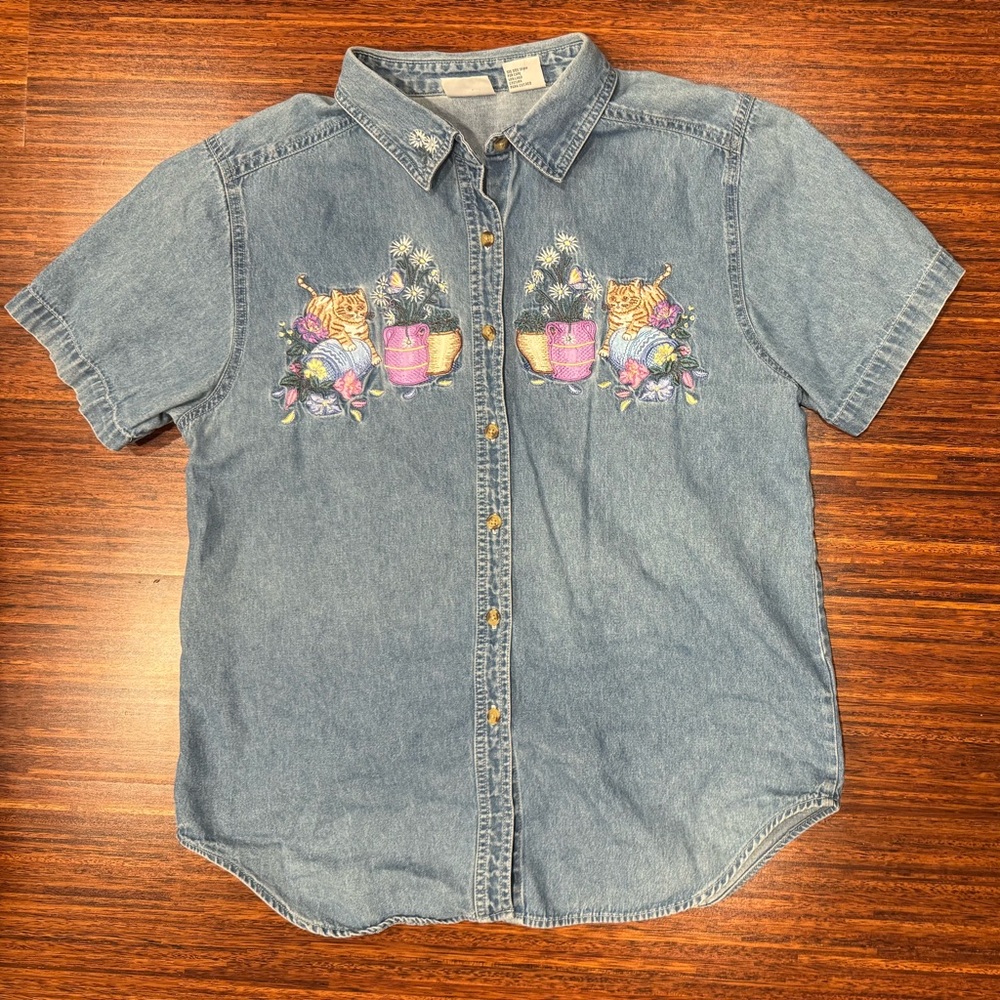 Vintage 90s Bobbie Brooks Denim Shirt Kitschy Cat Kitten Embroidery Grandmacore